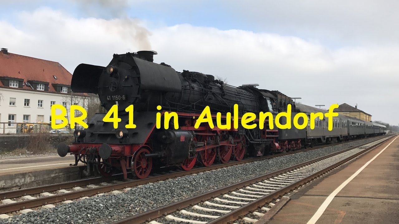 Dampfzug / Dampflok BR 41 1150-6 mit Personenzug in Aulendorf