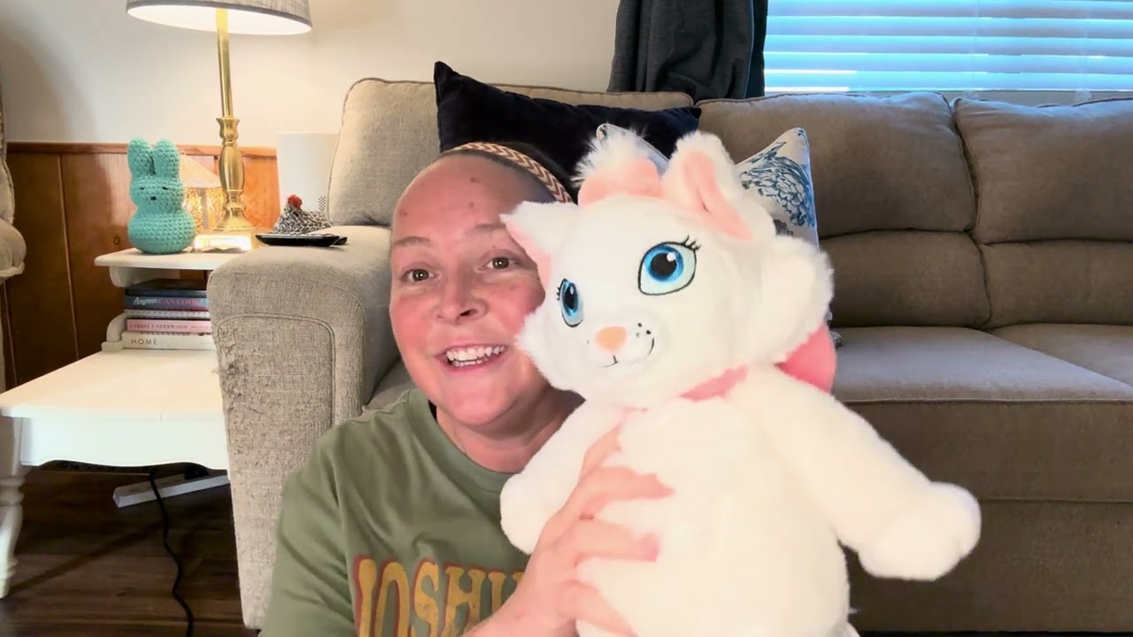 Disney’s Marie is here!!!! Scentsy haul! #scentsy #disney #marie