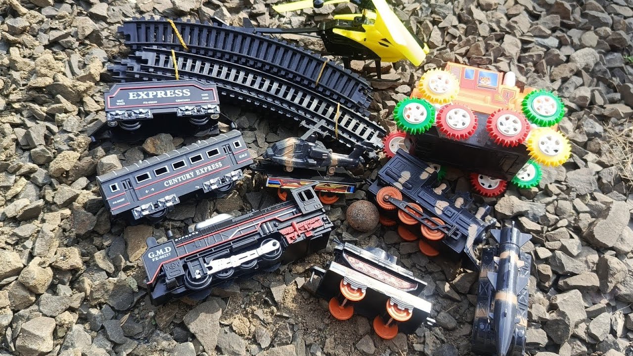 Mencari Dan Merakit Mainan Kereta Api Thomas And Friends 