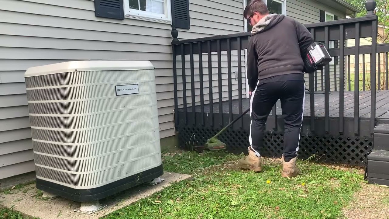 Field Day: KRESS Commercial Trimmer and 850 CFM Blower
