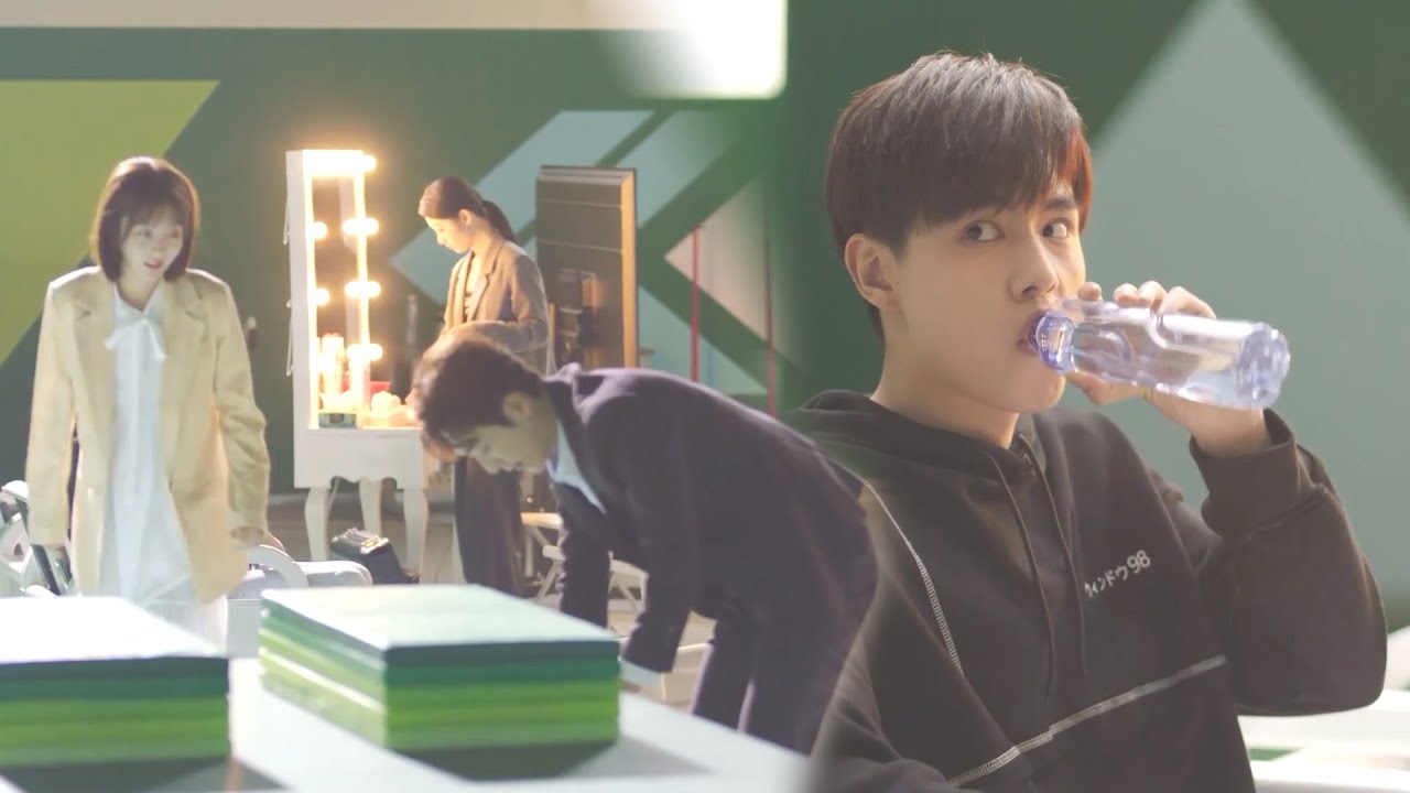19速看：情敌太碍眼，神枪手吃醋就等着小姐姐来哄他💘| clip 你好神枪手