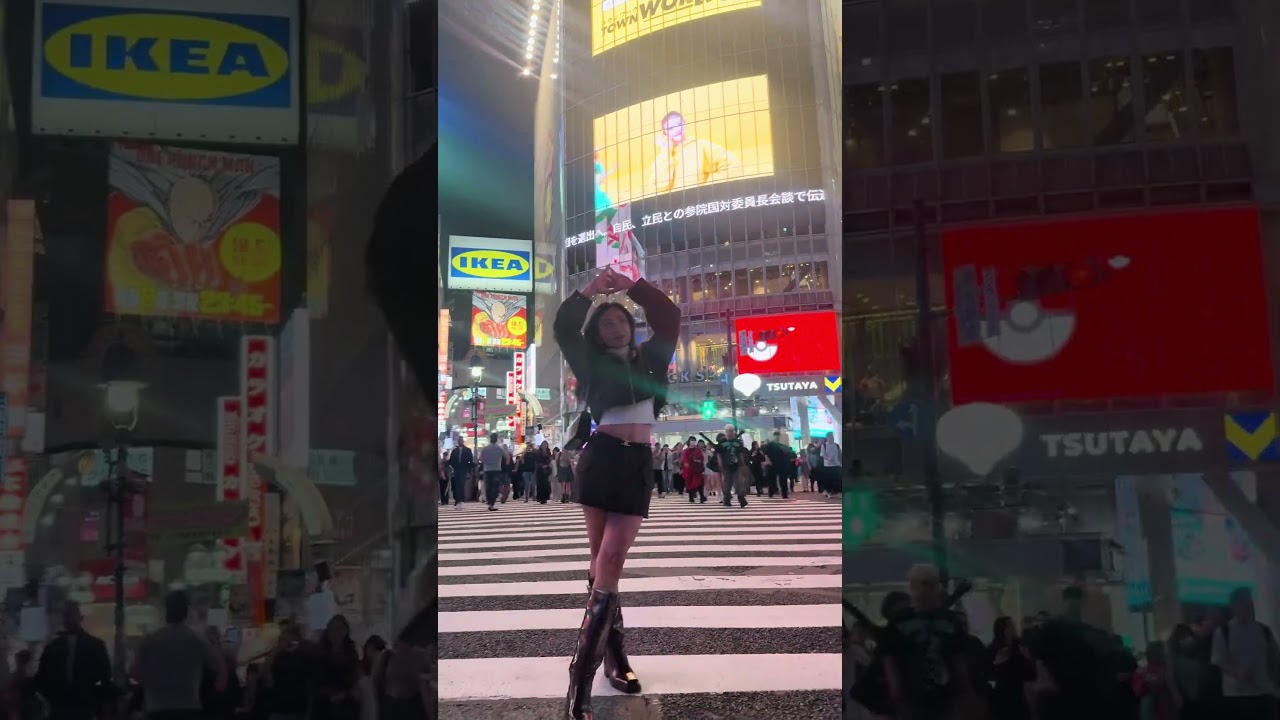Shibuya Crossing Trend 🤣 #shibuya #shibuyacrossing #tokyo #japan