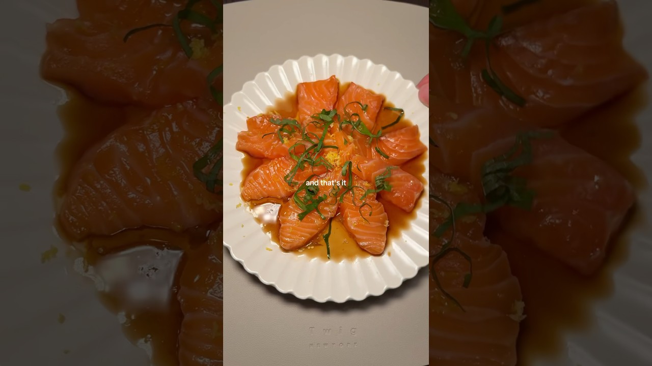 This salmon sashimi hack actually works! #salmonhack #sushi #sashimi  #easyrecipes