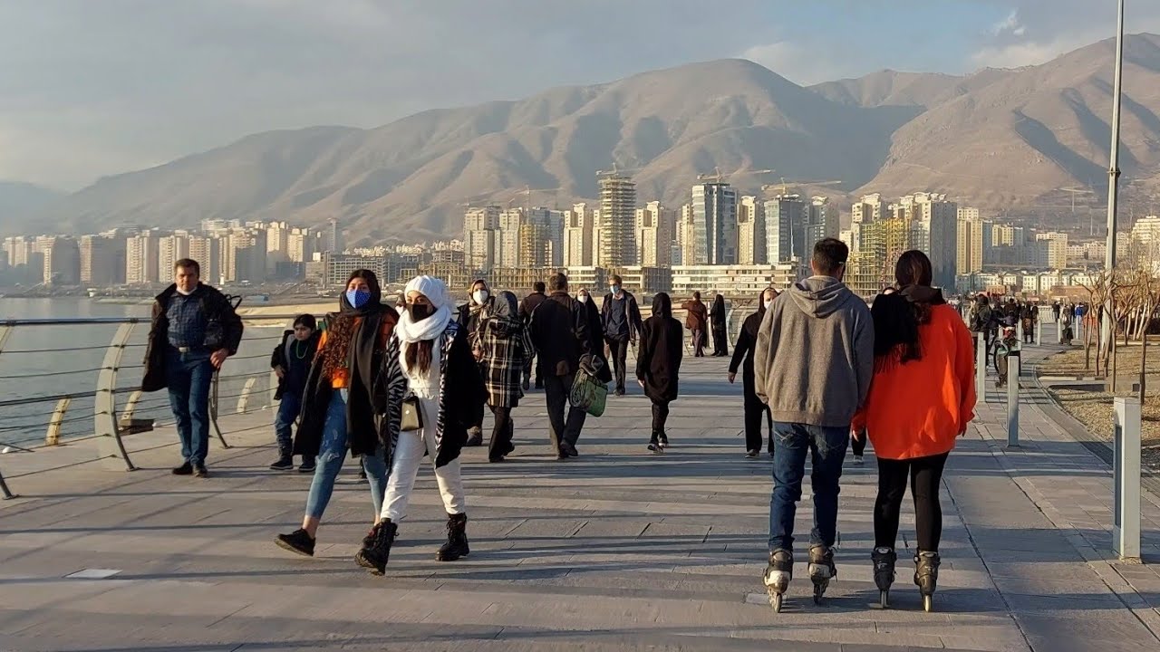 Chitgar lake Tehran Iran POV walking 2021 4k پیاده روی در دریاچه چیتگر تهران ایران
