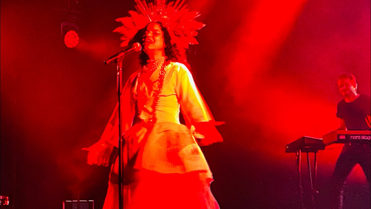 Emel Mathlouthi 🇹🇳 - Nar - Colors of MENA - Oosterpoort Groningen