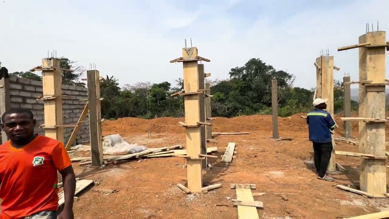 Bagangté nouveau projet construction d’une porcherie moderne 500 porcs évolution des travaux 