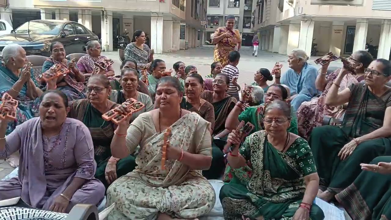 આ  બેનનુ કિર્તન એકવાર સાંભળો વારંવાર નુ મન થાય તેવુ જય રામાપીર મહિલા મંડળ 🌺👌🌺👌🌺👌
