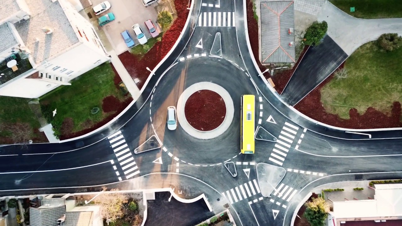 The Roundabout - Aerial perspective construction process