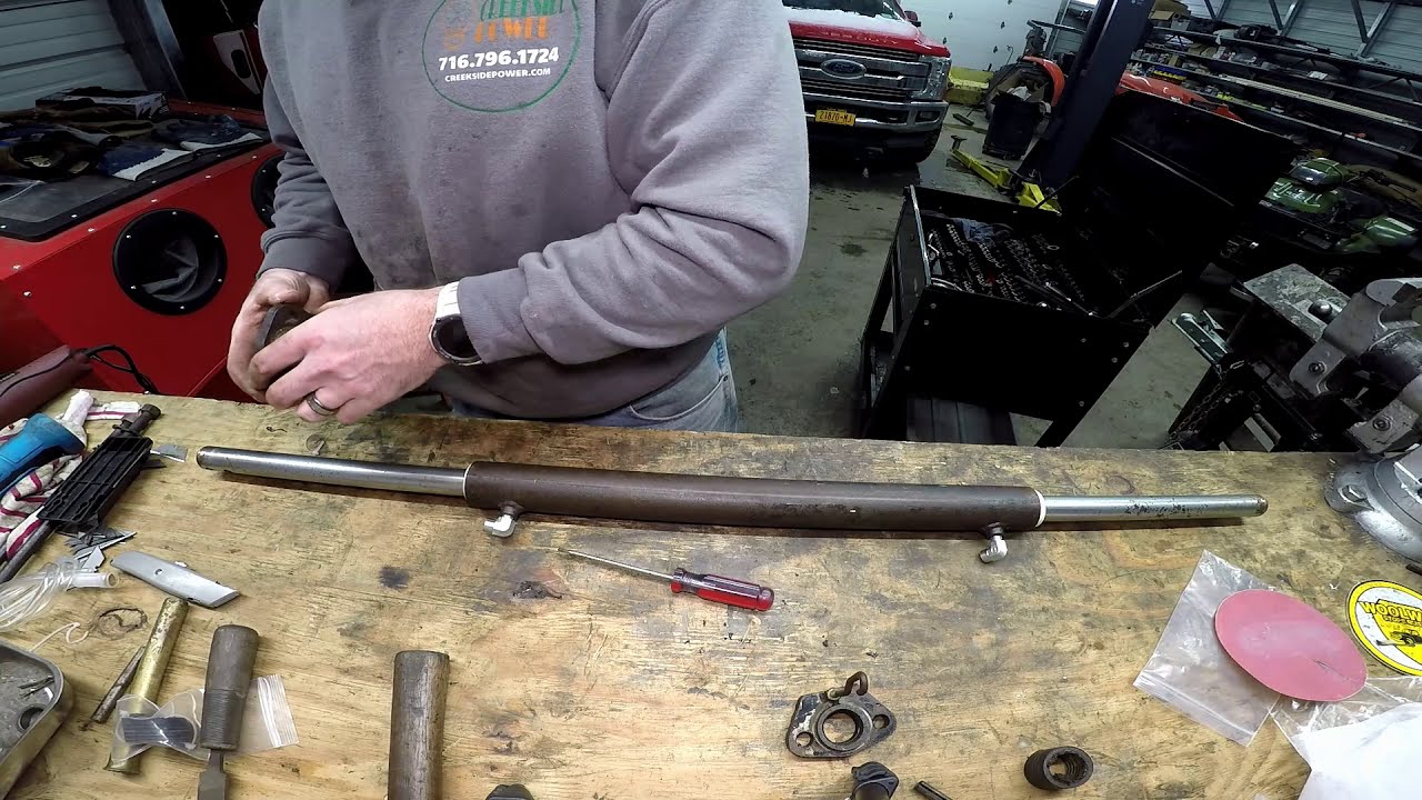 Rebuilding a double rod end hydraulic cylinder