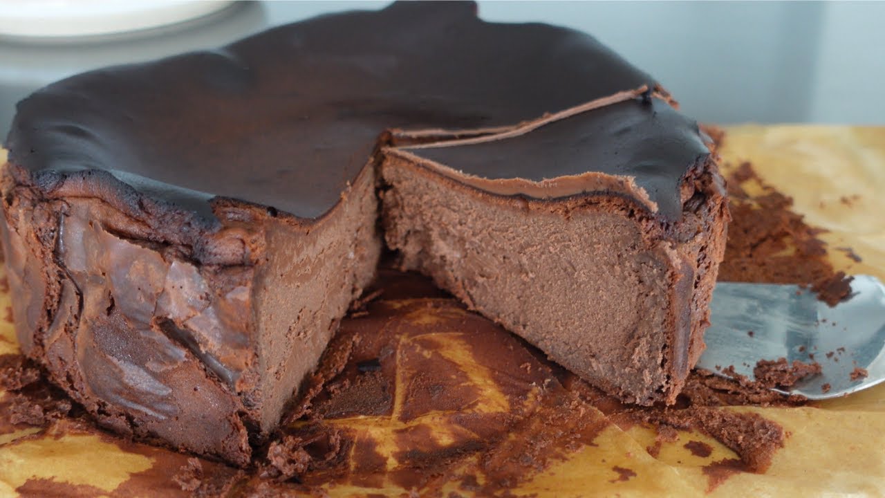 Unbelievably Delicious CHOCOLATE Basque Burnt Cheesecake Recipe | Quick and Easy to make