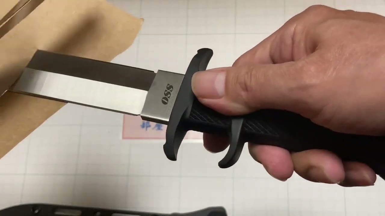 部屋キャン派　no.372   coldsteel  OSS