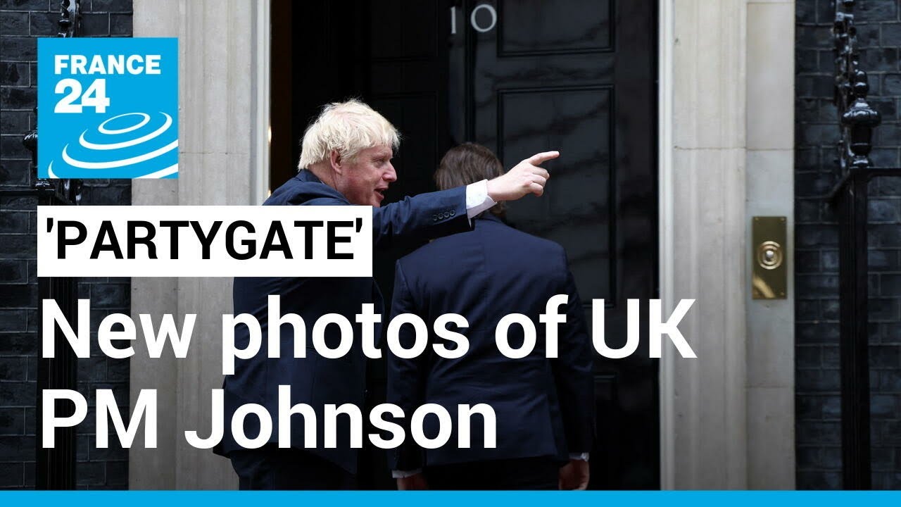 New photos of UK PM Boris Johnson drinking reignite 'Partygate' row &bull; FRANCE 24 English