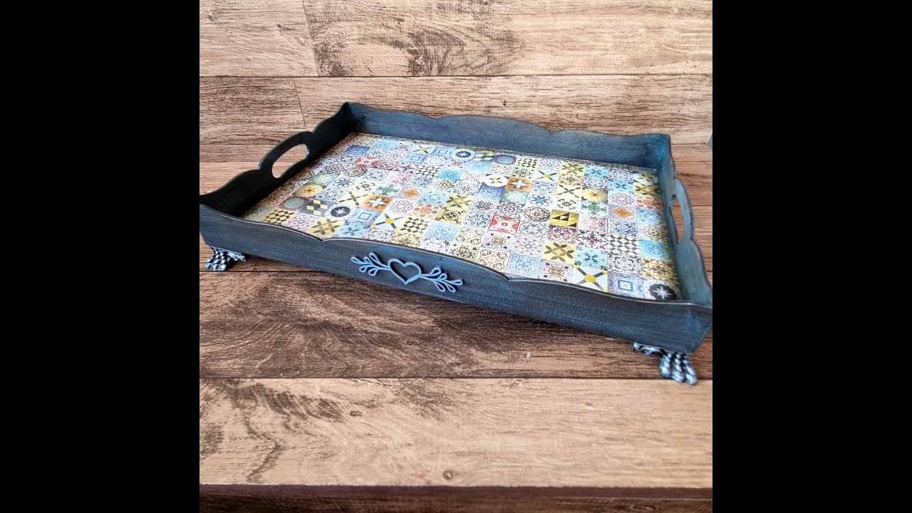Como pintar Bandeja de MDF - Decoupage Azulejo Português