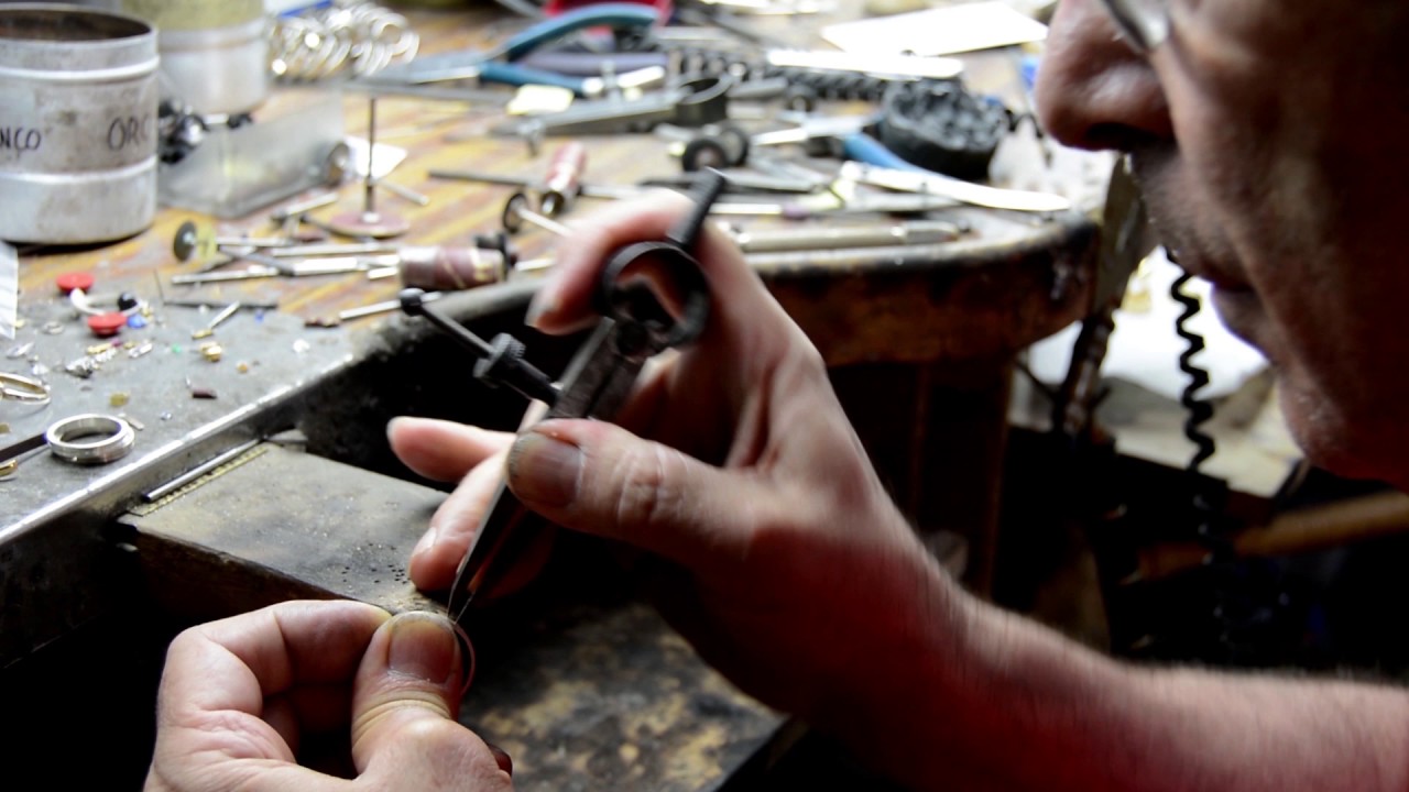 Pepe Ávila Joyeros Artesanos, Producción de una Joya