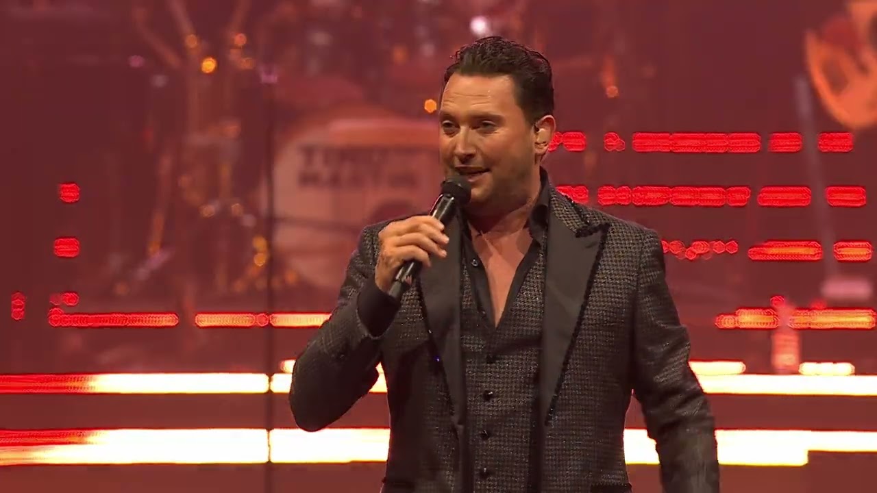 Tino Martin – Dat Ik Je Zou Missen (Live in de Ziggo Dome 2024)