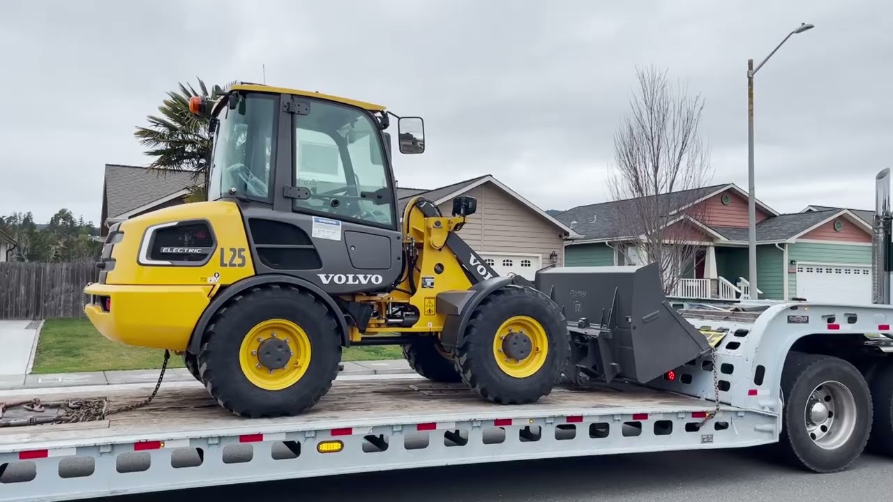 Volvo Construction Equipment delivers first all electric compact loader in North America