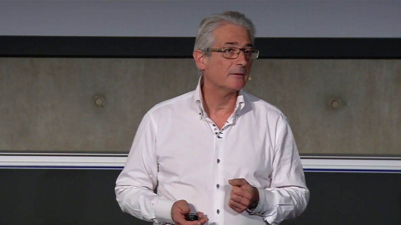 Remettre la lumière du cœur au cœur des entreprises. | Patrice Fosset | TEDxSaclay