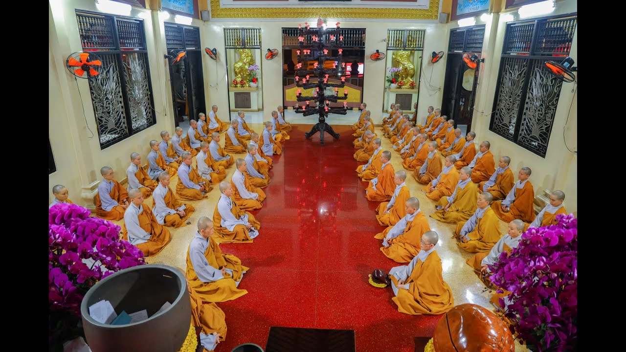 Mùa an cư của chư hành giả Ni tại trường hạ chùa Dược Sư (Q.Bình Thạnh, TP.HCM)