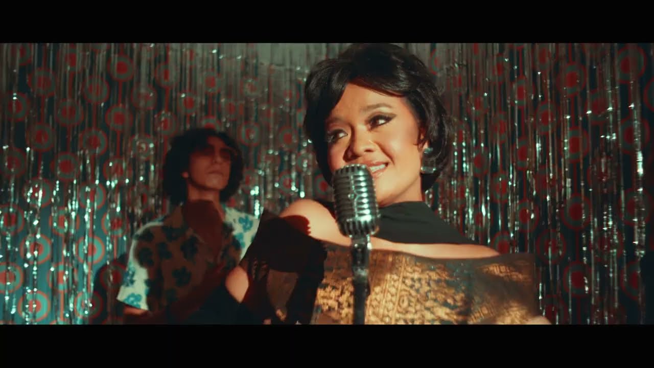 MIMIFLY - Sahabat (OST Mencari Ramlee) Official Music Video
