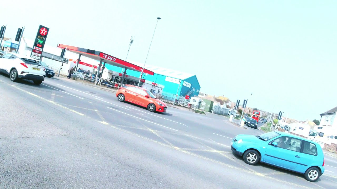 Peacehaven to  Saltdean