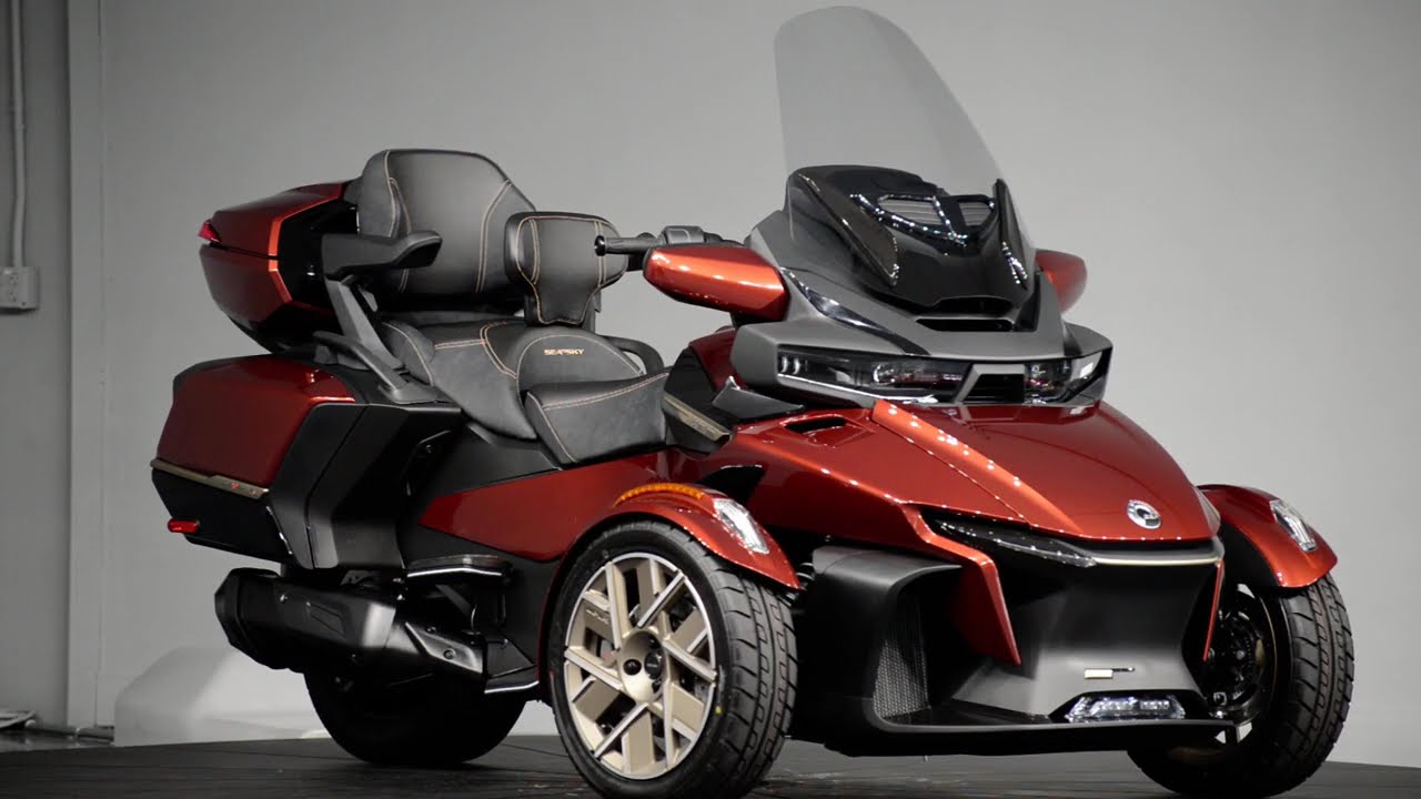 NEW 2026 Can-Am Spyder RT Sea-to-Sky (Mars Red Metallic) | 360&deg;
