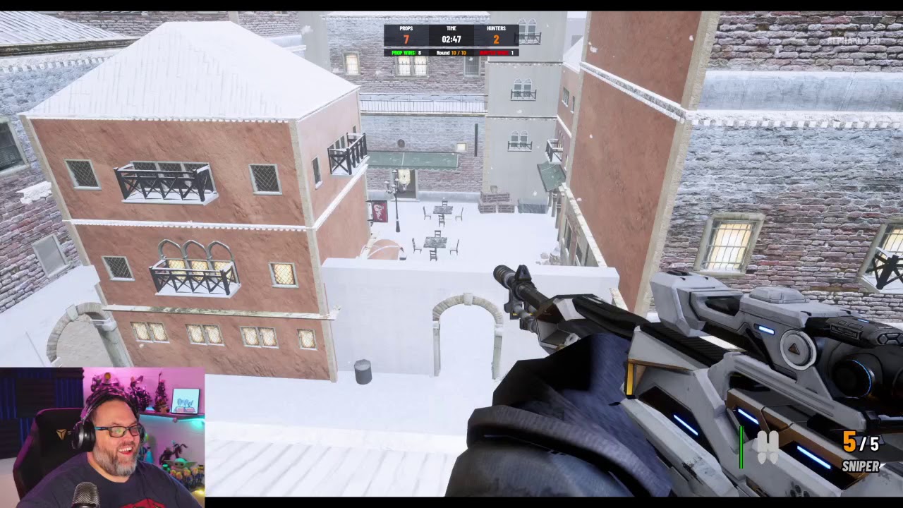 *Clip* Boldviking get's himself a "Hide in plain sight" Prop and Seek