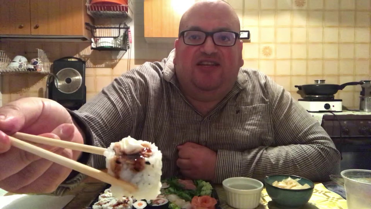 Sushi cinese ottimi con panino calabrese di rinforzo