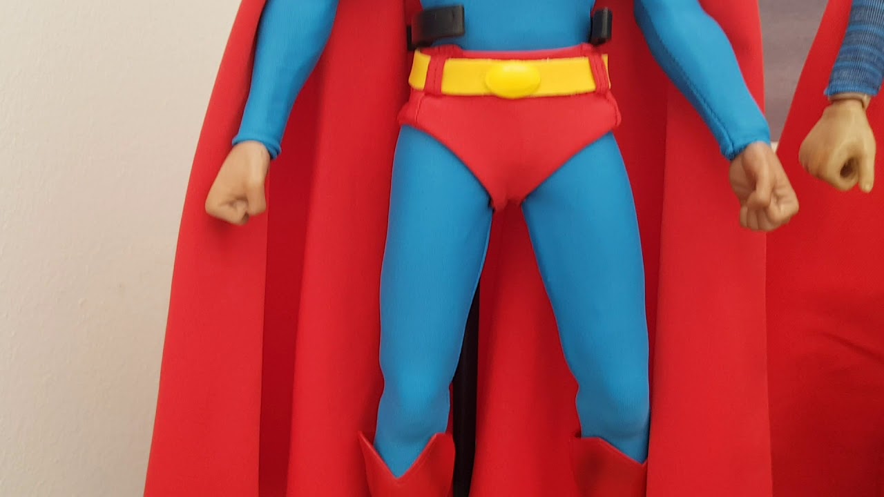 Superman 1.6 scale figures