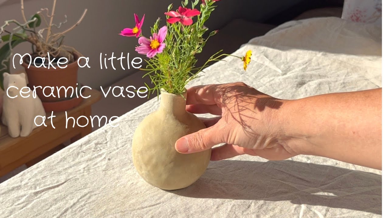 Make a little ceramic vase at home - töpfere eine kleine Vase zuhause