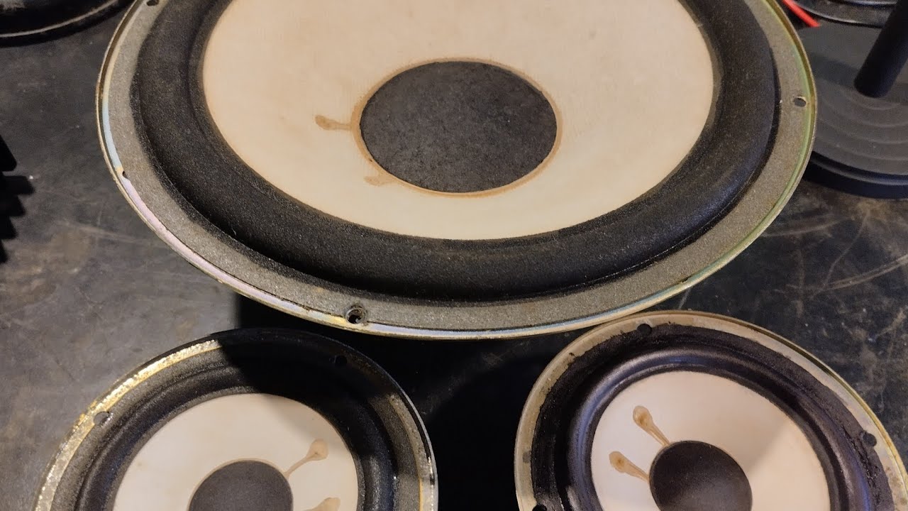 Quem fabricava os alto falantes da Gradiente?