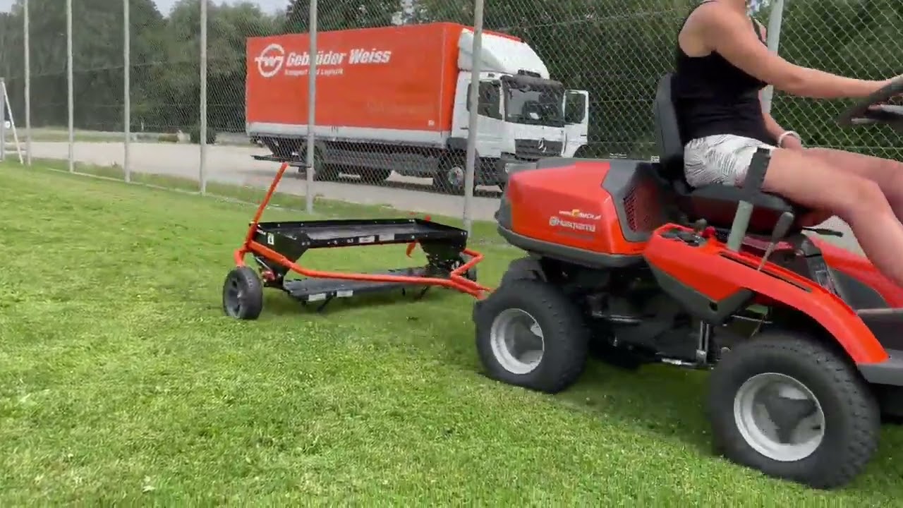 Husqvarna Rider / Traktor Anbauplattform Vertikutierer  (VERKAUFT)