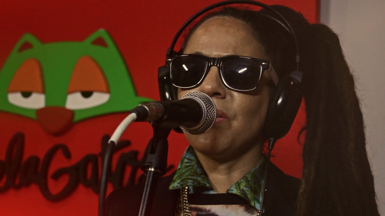 Miss Bolivia - Calma y Respira - Reggae en PelaGatos