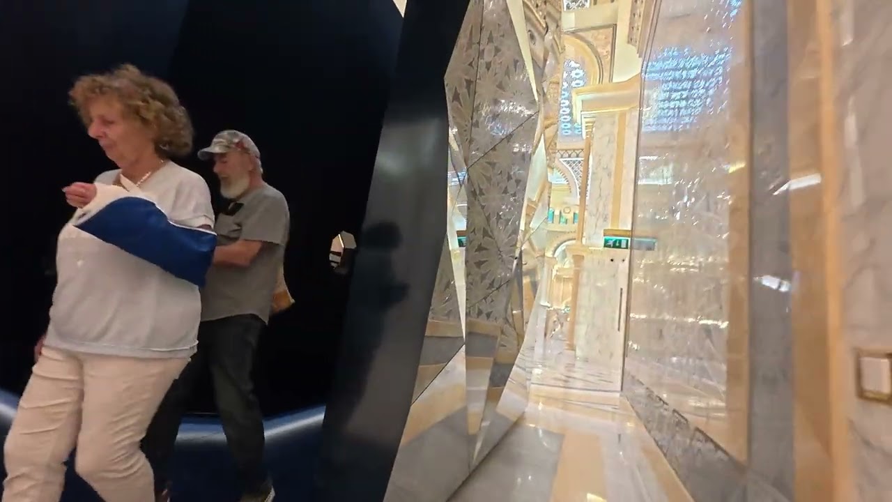 Abu Dhabi Presidential Palace walk inside v00