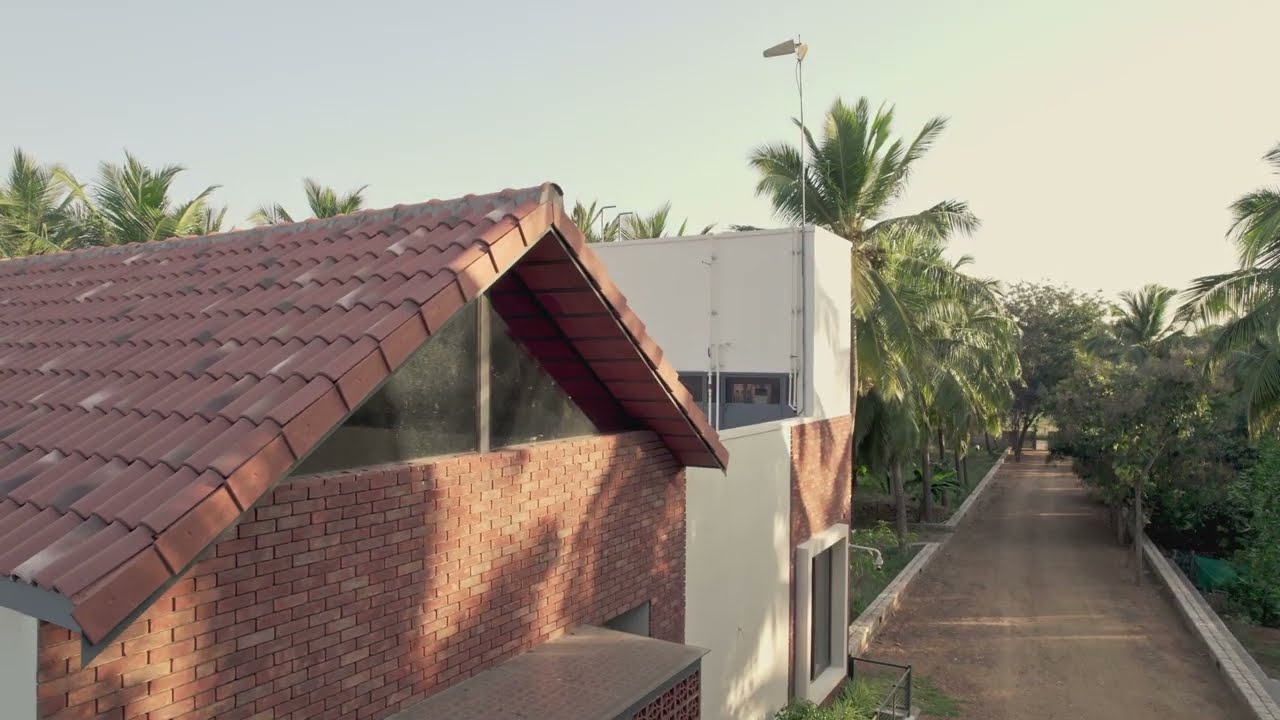 Tropical Modern Farmhouse in Kangeyam, Tamil Nadu | Designed by Ideaa Spaace