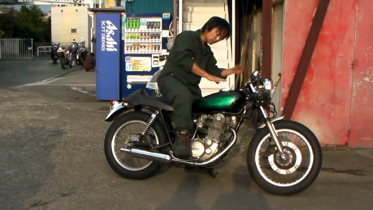 SR500　カフェレーサー　参考動画