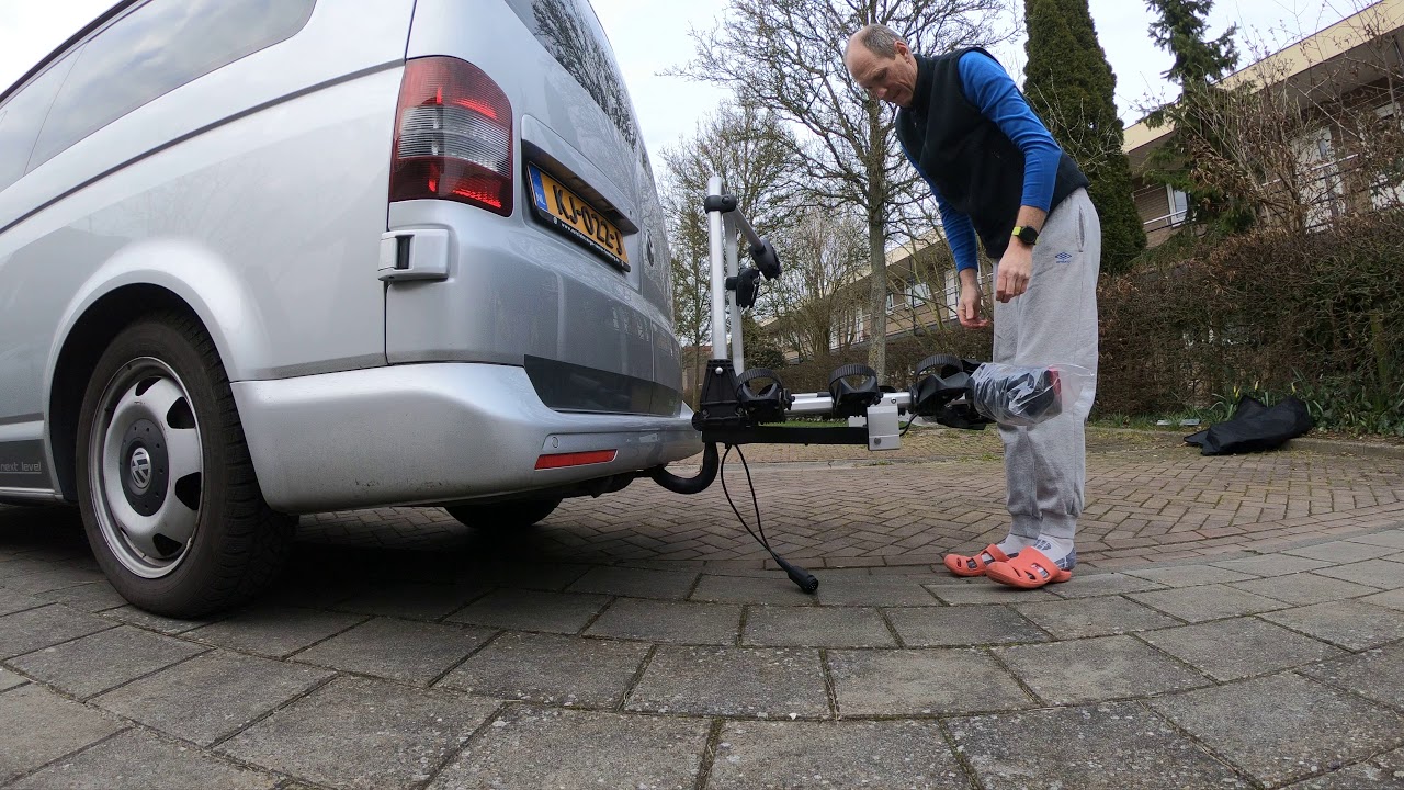 VW folding 3 bicycle carrier for towing hitch