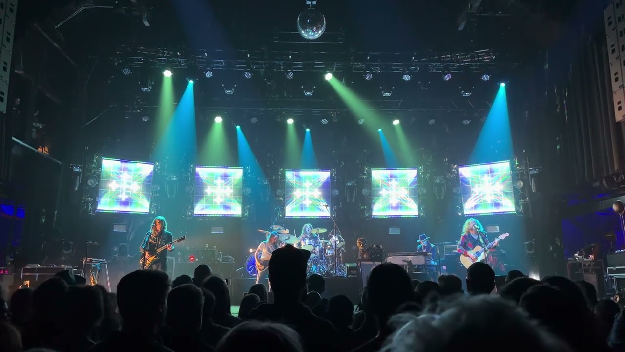 My Morning Jacket I Never Could Get Enough 10/24/2025