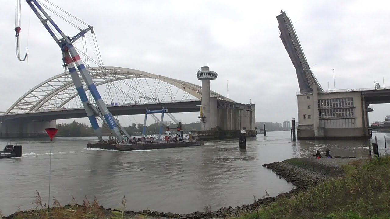 Brugopening Van Brienenoordbrug Basculebrug/ Drawbridge/ Pont Basculant/ Zugbrücke Rotterdam