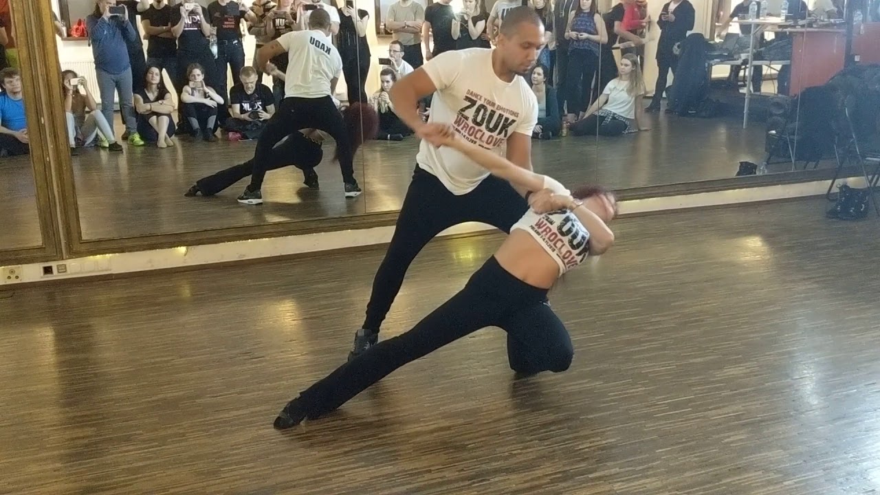 WZF2018: Larissa & Kadu in Workshop (Advanced Turn Pattern) demo ~ Zouk Soul