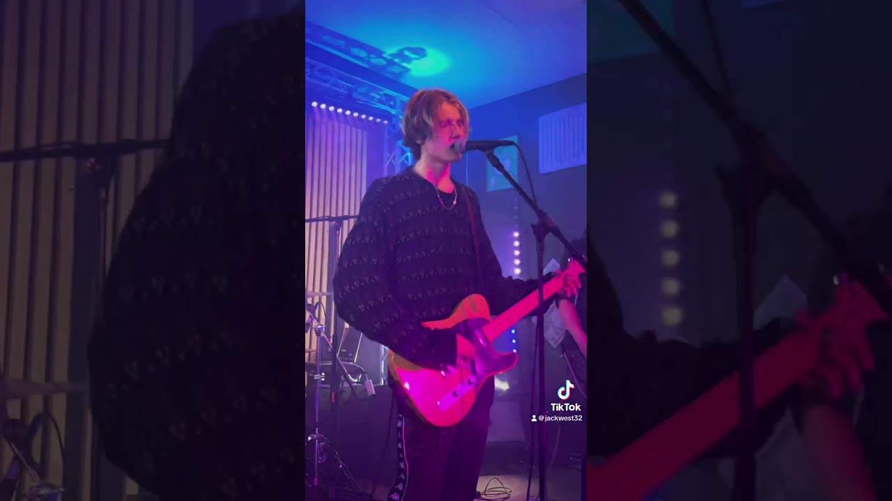 Jack West original song &ldquo;goodbye LA&rdquo; in nyc .. #nyc #newyork #singersongwriter #original #shorts