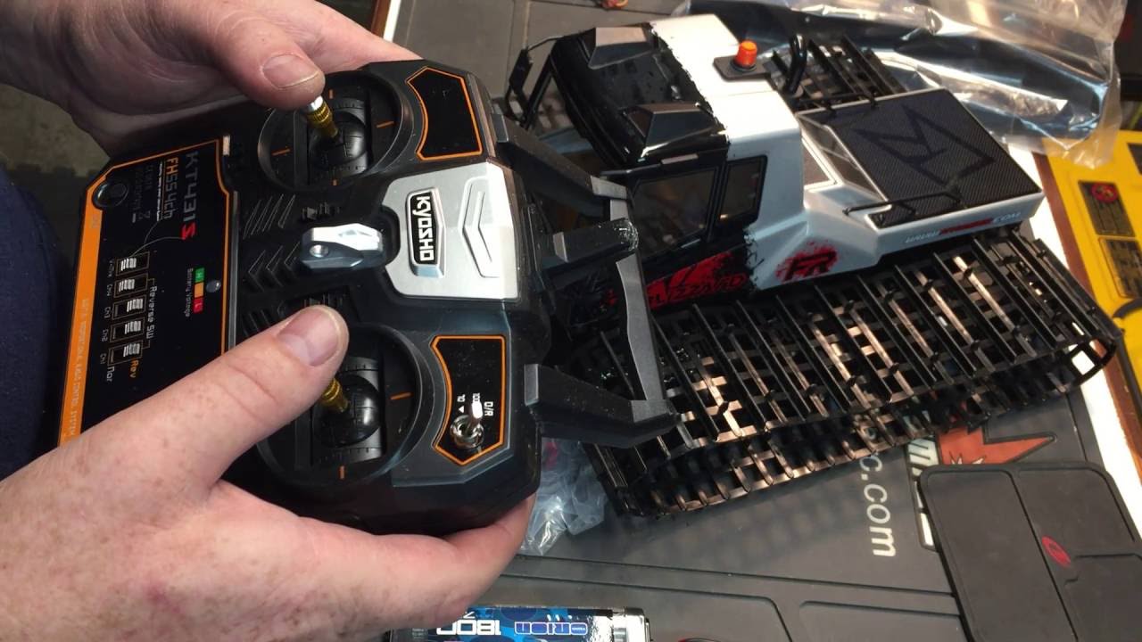 Kyosho Blizzard FR - First Look