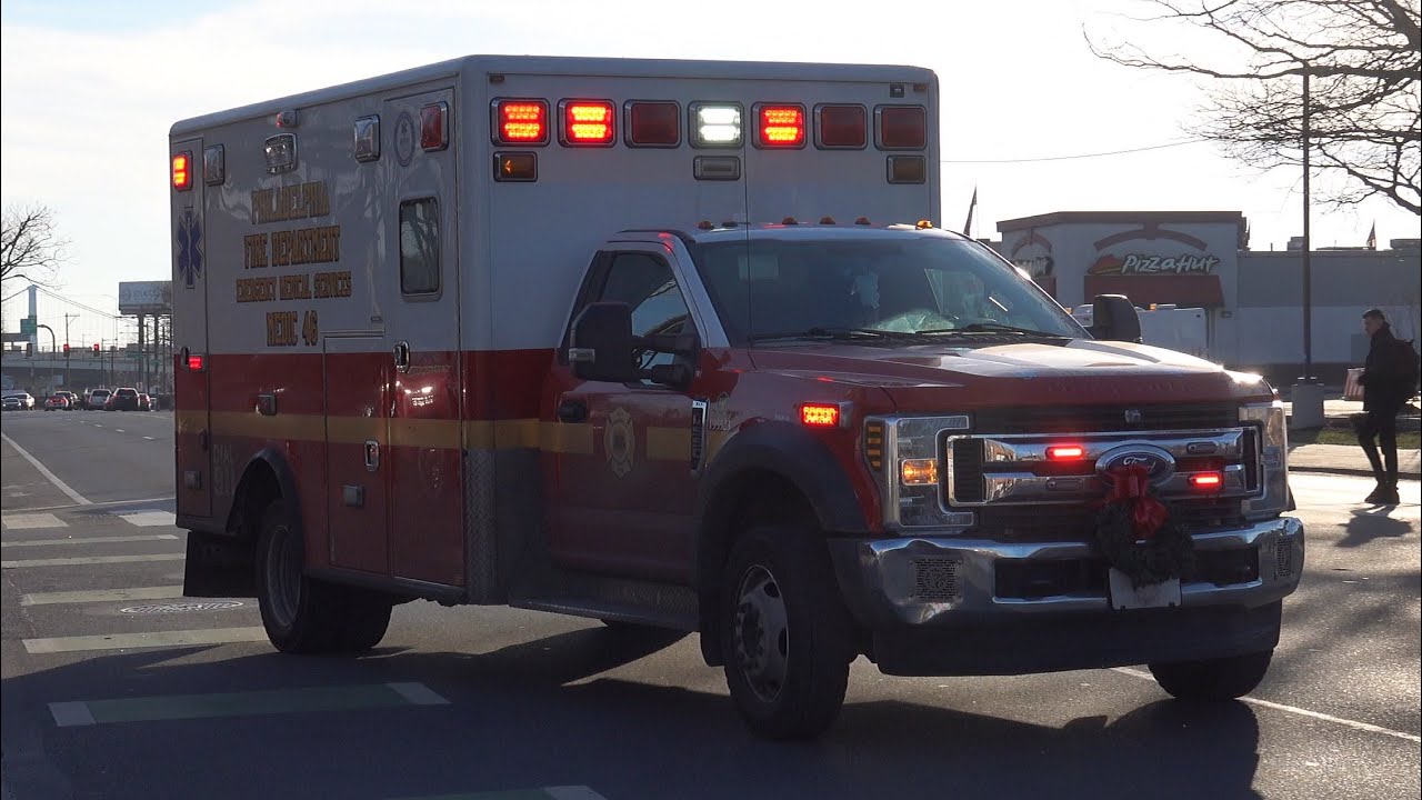 Philadelphia Fire Department Medic 46 responding