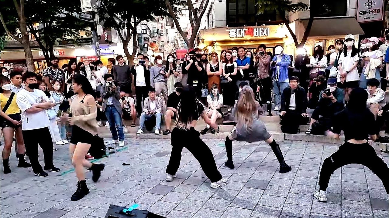 THURSDAY. MAJESTY. PRESENTING EXHILARATING BUSKING. HONGDAE STREET.