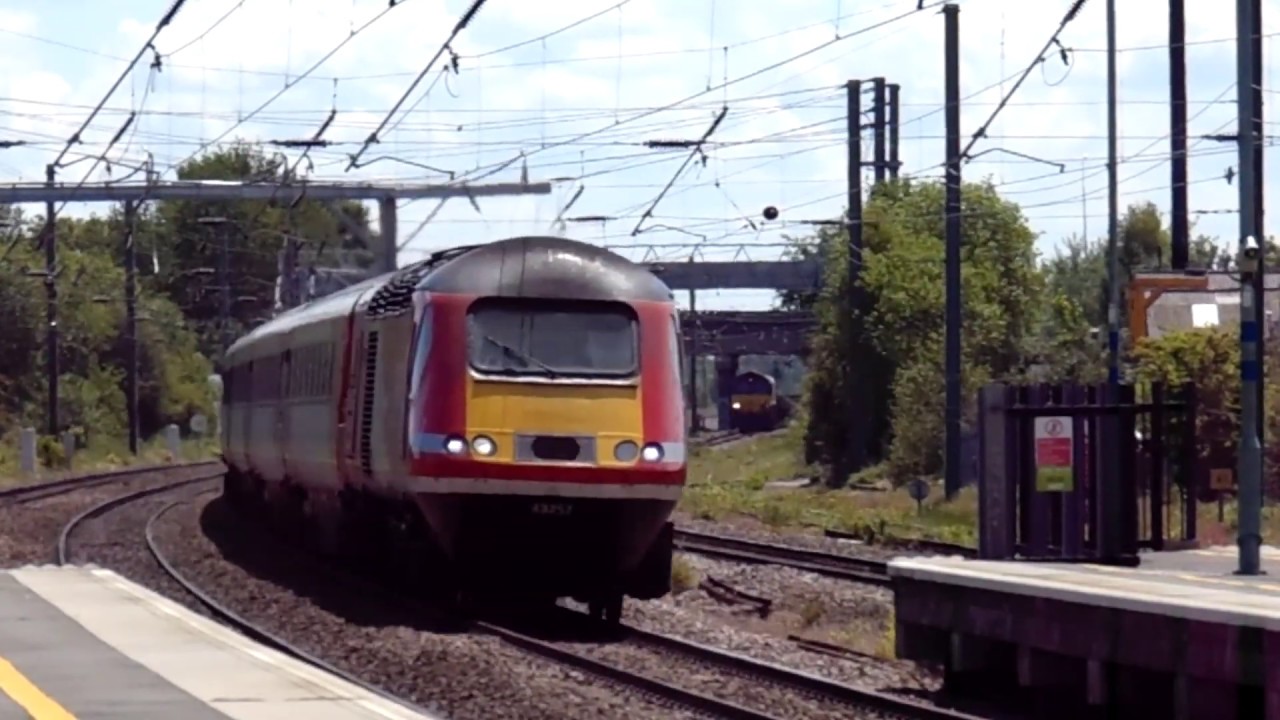 Trains at Speed Biggleswade ECML 25/05/19