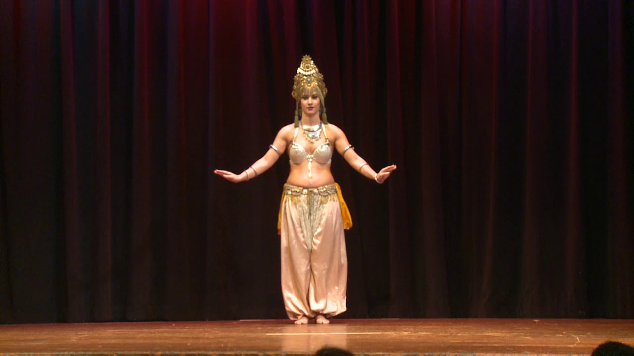 Belly Dancer of the Year - Nicole Maria (Fusion) 