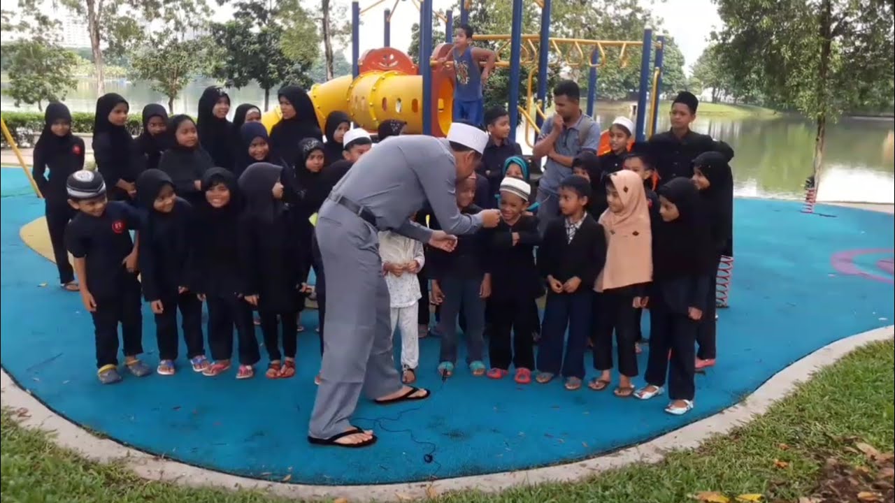 Rohingya English club students and teacher