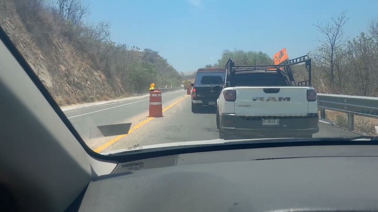Autopista Puerto Escondido-Oaxaca mayo 2025