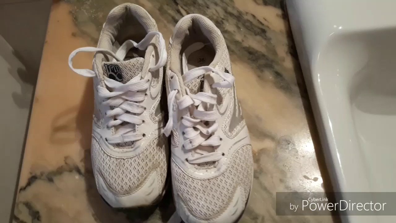 DETERSIVO FAI DA TE PER SBIANCARE E DEODORARE SCARPE DA GINNASTICA