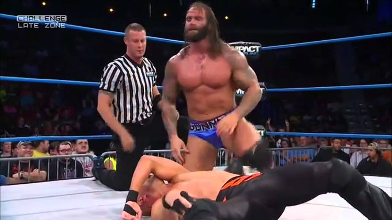 Christopher Daniels vs. Gunner
