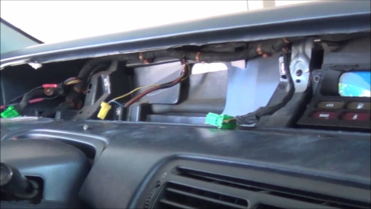 Prelude 4th gen Dash Wire Remove (EL Cluster Upgrade)